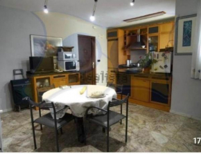 Junto Plaza Mayor. Habitaciones, Salamanca